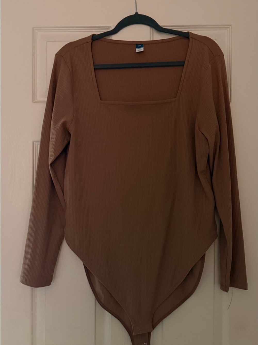 Women’s Old Navy Brown Square Neck Long Sleeve Ribbed Bodysuit